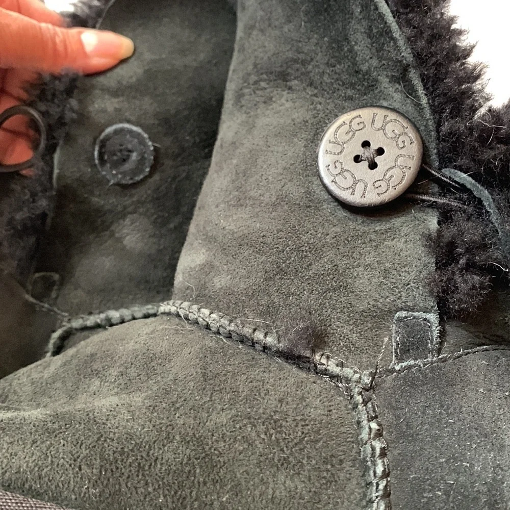 UGG Australia Bailey Button Black boot.  Size 6